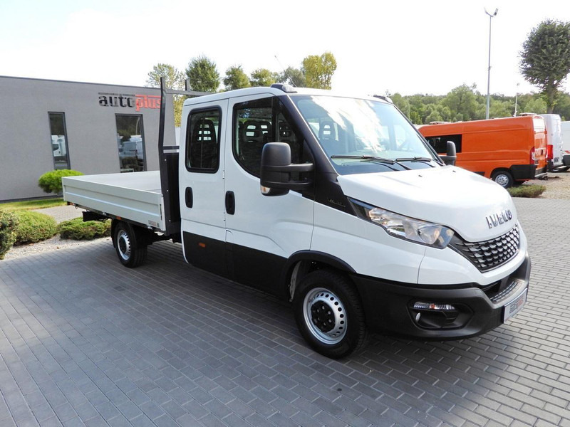 Iveco DAILY 35S14 SKRZYNIA PODWÓJNA KABINA DOKA 7 MIEJSC TEMPOMAT KLIM - Flatbed van, Combi van: picture 4 Iveco DAILY 35S14 SKRZYNIA PODWÓJNA KABINA DOKA 7 MIEJSC TEMPOMAT KLIM - Flatbed van, Combi van: picture 4
