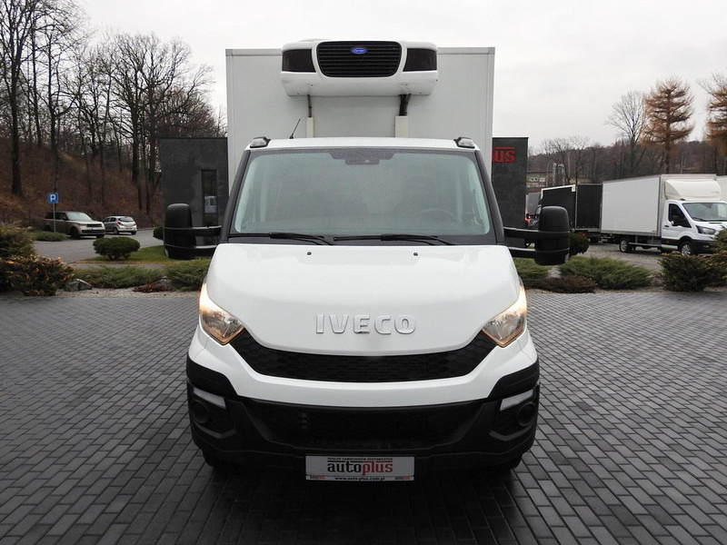 Iveco DAILY 70C17 CHŁODNIA 0*C WINDA 9 PALET ZASILANIE 230V TEMPOMAT K - Refrigerated van: picture 5 Iveco DAILY 70C17 CHŁODNIA 0*C WINDA 9 PALET ZASILANIE 230V TEMPOMAT K - Refrigerated van: picture 5