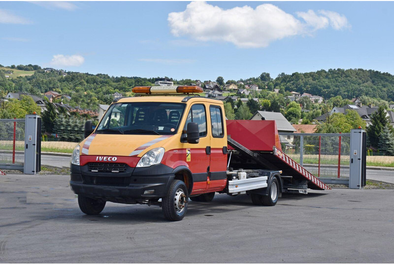 Iveco DAILY 70C17 - Tow truck: picture 2 Iveco DAILY 70C17 - Tow truck: picture 2