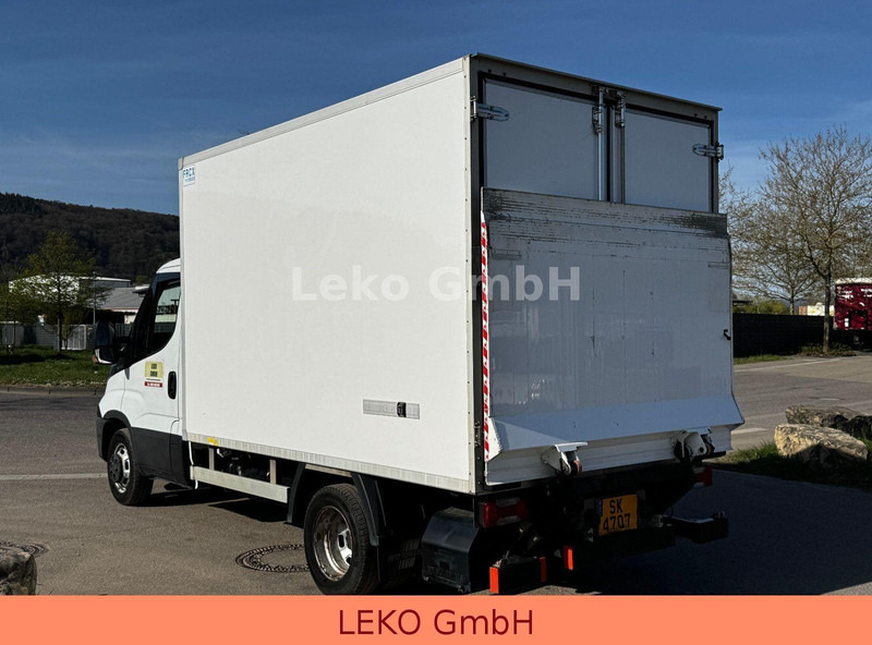 Iveco Daily 35C12 Mit Carrier Xr 350 - Refrigerated van: picture 5 Iveco Daily 35C12 Mit Carrier Xr 350 - Refrigerated van: picture 5