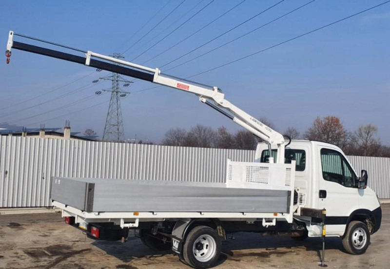 Iveco Daily 35C13 Bonfiglioli P 2300 - Pritsche 4,3 m - Flatbed van: picture 2 Iveco Daily 35C13 Bonfiglioli P 2300 - Pritsche 4,3 m - Flatbed van: picture 2