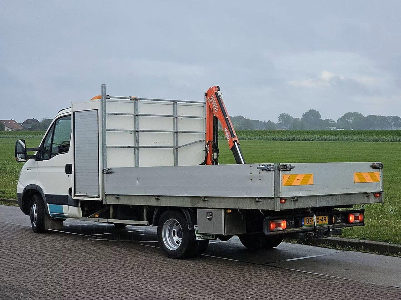 Iveco Daily 40C15 - Flatbed + crane - Dropside/ Flatbed truck, Crane truck: picture 3 Iveco Daily 40C15 - Flatbed + crane - Dropside/ Flatbed truck, Crane truck: picture 3