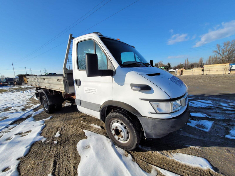 Iveco Daily 65 C 17 3 sided tipper 6,5t - Tipper: picture 1 Iveco Daily 65 C 17 3 sided tipper 6,5t - Tipper: picture 1
