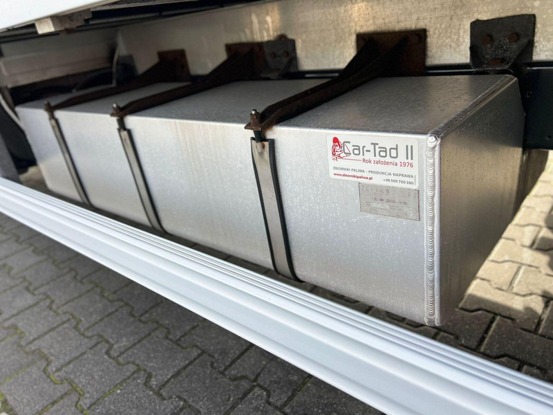 Curtainsider truck Iveco Daily 72C18 70C18 CURTAINE TILT+LIFT 1.HAND LED FULL OPTION: picture 8 Curtainsider truck Iveco Daily 72C18 70C18 CURTAINE TILT+LIFT 1.HAND LED FULL OPTION: picture 8