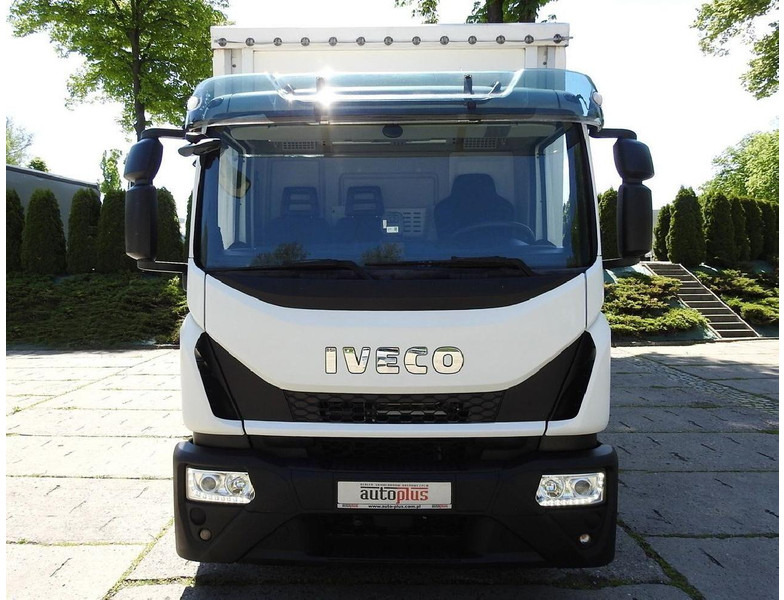 Iveco EUROCARGO 120 - 220 PLANDEKA WINDA 20 PALET AUTOMAT KLIMATYZACJA - Box truck: picture 5 Iveco EUROCARGO 120 - 220 PLANDEKA WINDA 20 PALET AUTOMAT KLIMATYZACJA - Box truck: picture 5