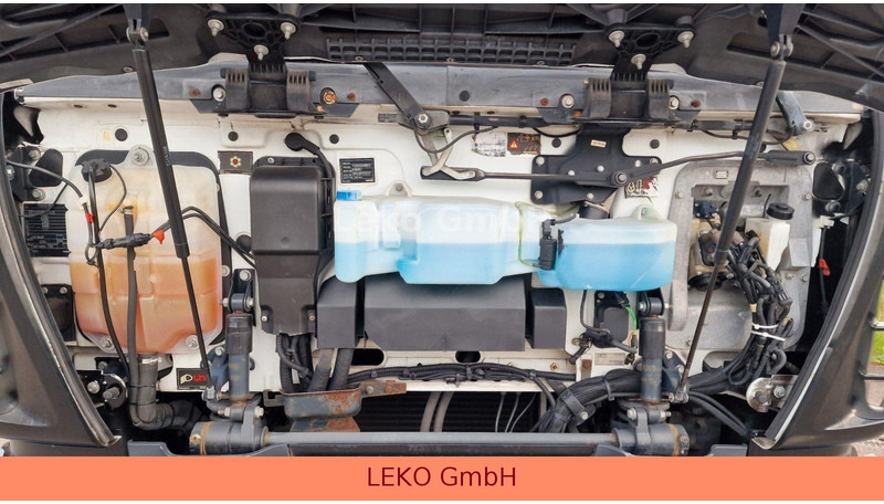 Box truck Iveco ML 120 E 18: picture 12