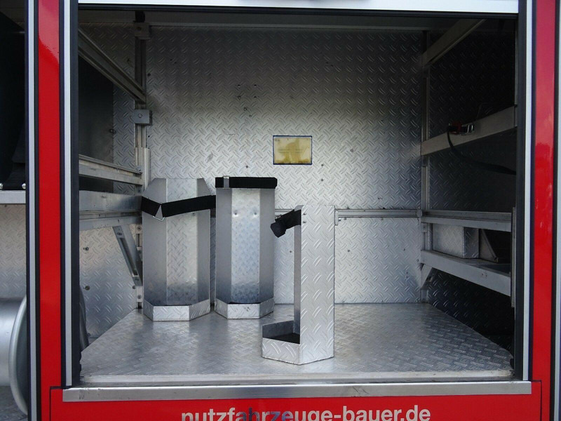 Iveco ML 120E Tűzoltóautó leasing Iveco ML 120E Tűzoltóautó: picture 10