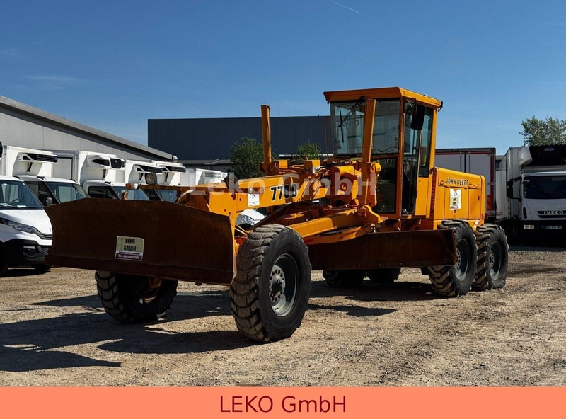 John Deere 770B - Grader: picture 3 John Deere 770B - Grader: picture 3