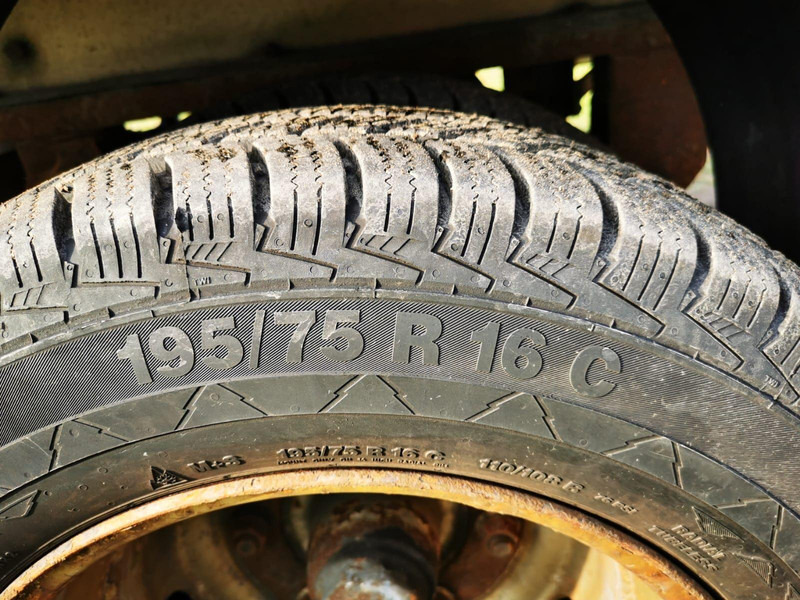 Curtainsider semi-trailer KRAPF BE Trailer Pritsche+Plane + LBW AHT1000 kg -: picture 7