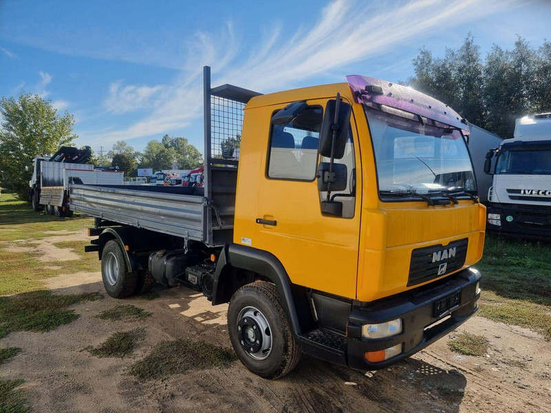 MAN LE 8.180 Meiller Kipper Three-Sided Tipper - 3 old. billencs - T - Tipper: picture 4 MAN LE 8.180 Meiller Kipper Three-Sided Tipper - 3 old. billencs - T - Tipper: picture 4