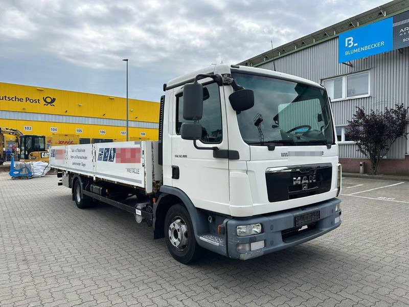 MAN TGL 12.180 4x2 Pritsche 7,20m - Dropside/ Flatbed truck: picture 1 MAN TGL 12.180 4x2 Pritsche 7,20m - Dropside/ Flatbed truck: picture 1
