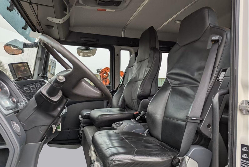 Horse truck MAN TGL 12.180 - Doka Horse transporter: picture 19