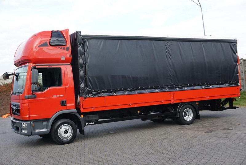 MAN TGL / 12.220 / E 5 / BURTOFIRANKA + WINDA / ŁAD. 5 855 KG / 17 P - Curtainsider truck: picture 3 MAN TGL / 12.220 / E 5 / BURTOFIRANKA + WINDA / ŁAD. 5 855 KG / 17 P - Curtainsider truck: picture 3