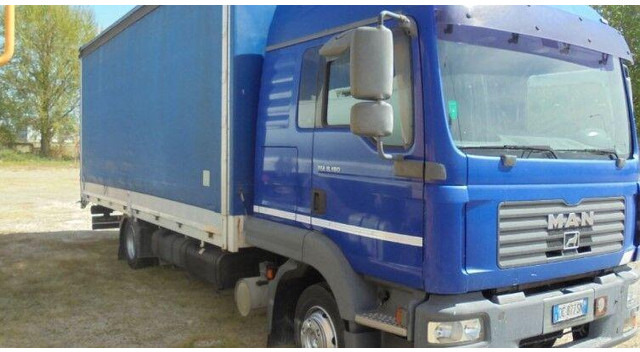 MAN TGL 8.180 P + P - Box truck: picture 2 MAN TGL 8.180 P + P - Box truck: picture 2