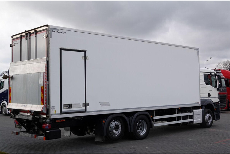 MAN TGS 26.360 / 6x2 / CHŁODNIA -8,2 M / AGREGAT CARRIER SUPRA 850 / leasing MAN TGS 26.360 / 6x2 / CHŁODNIA -8,2 M / AGREGAT CARRIER SUPRA 850 /: picture 8 MAN TGS 26.360 / 6x2 / CHŁODNIA -8,2 M / AGREGAT CARRIER SUPRA 850 / leasing MAN TGS 26.360 / 6x2 / CHŁODNIA -8,2 M / AGREGAT CARRIER SUPRA 850 /: picture 8