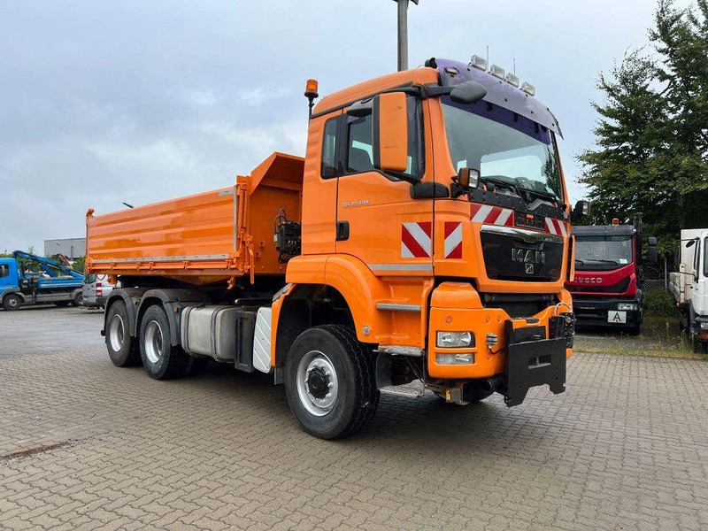 MAN TGS 33.440 AK 6x6 3-Way Tipper - Tipper: picture 2 MAN TGS 33.440 AK 6x6 3-Way Tipper - Tipper: picture 2