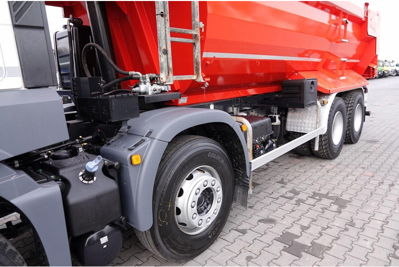 Tipper MAN TGS 35.430 / 8X4 / WYWROTKA TYLNOZSYPOWA / HYDROKLAPA / OPONY 10: picture 11