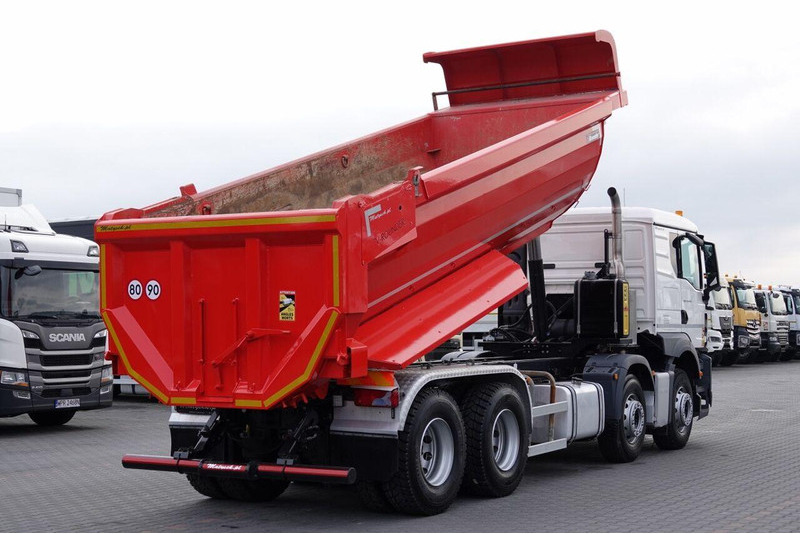 MAN TGS 35.430 / 8X4 / WYWROTKA TYLNOZSYPOWA / HYDROKLAPA / OPONY 10 - Tipper: picture 3 MAN TGS 35.430 / 8X4 / WYWROTKA TYLNOZSYPOWA / HYDROKLAPA / OPONY 10 - Tipper: picture 3