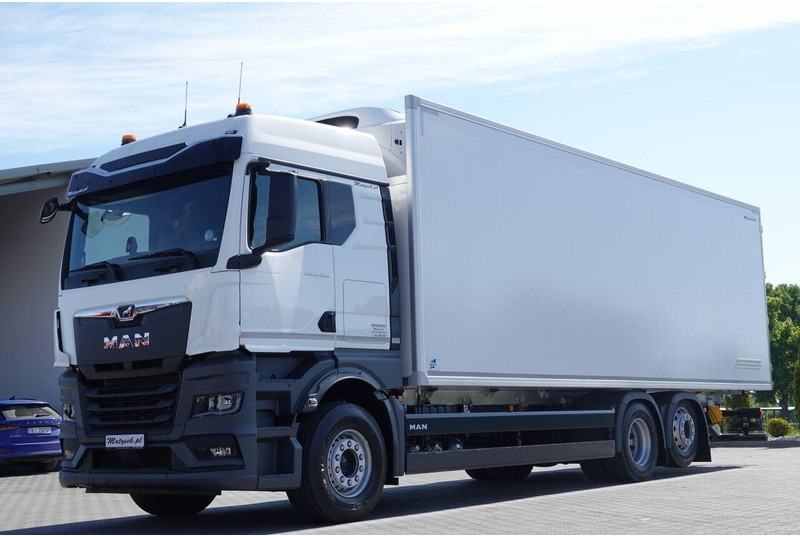 MAN TGX 26.520 / 6x2 / CHŁODNIA -8,6 M / AGREGAT THERMO KING T-1000R - Refrigerator truck: picture 5 MAN TGX 26.520 / 6x2 / CHŁODNIA -8,6 M / AGREGAT THERMO KING T-1000R - Refrigerator truck: picture 5
