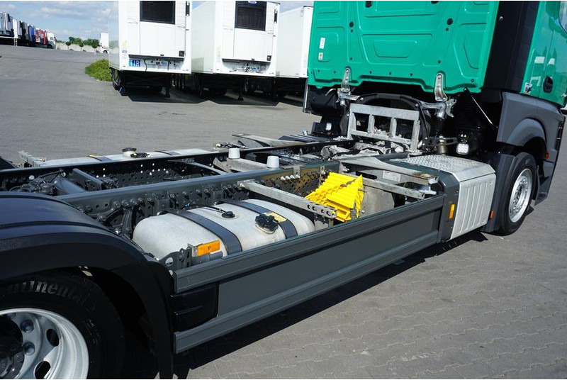 Cab chassis truck Mercedes-Benz ACTROS / 2548 / ACC / E 6 / MP 5 / MEGA / BDF 7,82 M / RETARDER: picture 14