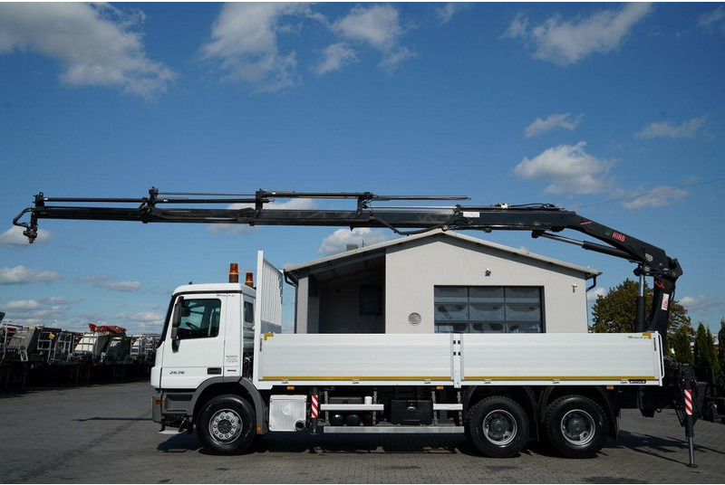 Mercedes-Benz ACTROS 2636 / 6x4 / SKRZYNIOWY 7 M + HDS HIAB -  WYSÓW 12,6 M / - Dropside/ Flatbed truck, Crane truck: picture 3 Mercedes-Benz ACTROS 2636 / 6x4 / SKRZYNIOWY 7 M + HDS HIAB -  WYSÓW 12,6 M / - Dropside/ Flatbed truck, Crane truck: picture 3