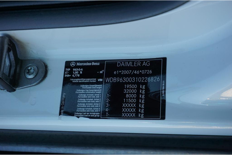 Refrigerator truck Mercedes-Benz ANTOS / 1830 / E 6 / CHŁODNIA + WINDA / 18 PALET / 78 000 KM: picture 11