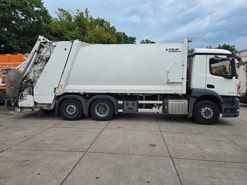 Mercedes-Benz Actros 2533 - Garbage truck - Garbage truck: picture 3 Mercedes-Benz Actros 2533 - Garbage truck - Garbage truck: picture 3