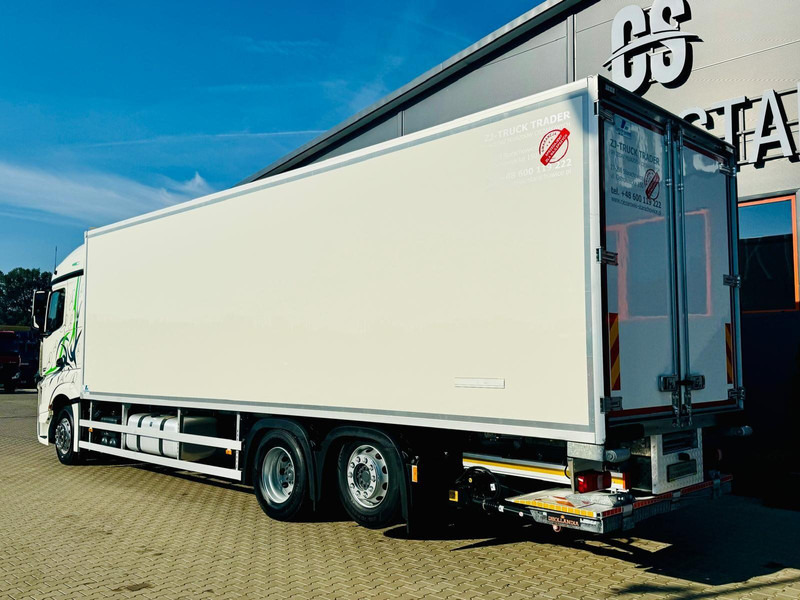 Mercedes-Benz Actros 2542 - Refrigerator truck: picture 3 Mercedes-Benz Actros 2542 - Refrigerator truck: picture 3