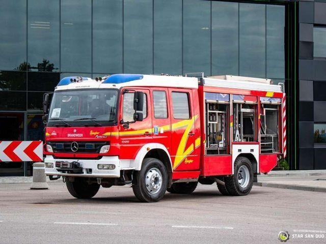 Mercedes-Benz MERCEDES BENZ ATEGO 1328 4x4 ZIEGLER LF 20/16 Fi - Fire truck: picture 2 Mercedes-Benz MERCEDES BENZ ATEGO 1328 4x4 ZIEGLER LF 20/16 Fi - Fire truck: picture 2