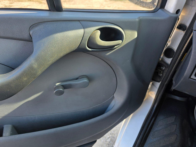 Flatbed van, Combi van Mercedes-Benz Sprinter 308 CDi - Doka Pritsche: picture 19 Flatbed van, Combi van Mercedes-Benz Sprinter 308 CDi - Doka Pritsche: picture 19