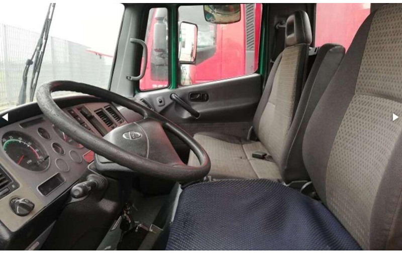 Nissan Atleon 56.15 - Dropside/ Flatbed truck, Crane truck: picture 5 Nissan Atleon 56.15 - Dropside/ Flatbed truck, Crane truck: picture 5