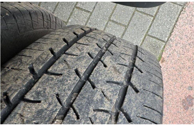 Box van Renault Mascott 2.8 Van: picture 17