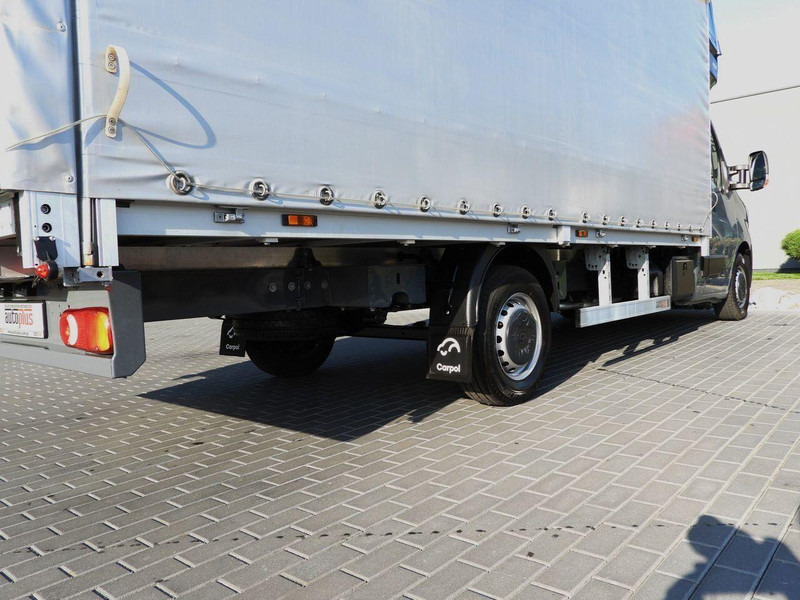 Curtain side van Renault Master: picture 17