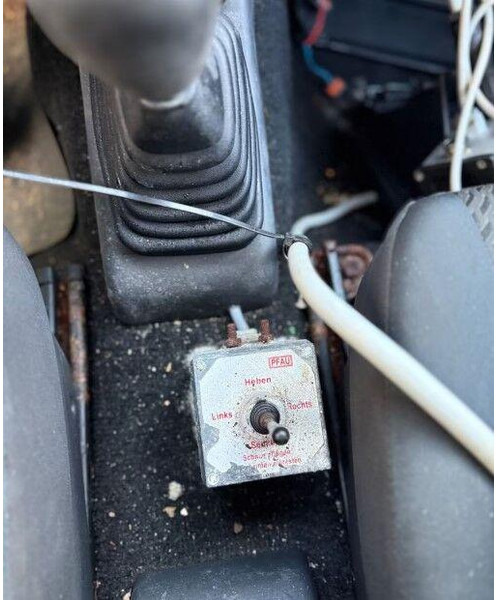 SUV Suzuki Jimny 1.3 4x4 ALLGRIP + Snow Plow: picture 15