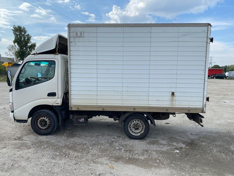 Toyota Dyna 100 3,0 D - Koffer - Box van: picture 5 Toyota Dyna 100 3,0 D - Koffer - Box van: picture 5