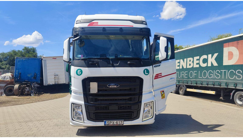Ford F-Max 500 Lowdeck - MEGA - Tractor unit: picture 4 Ford F-Max 500 Lowdeck - MEGA - Tractor unit: picture 4