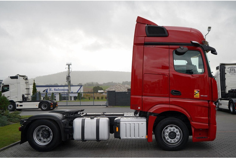 Tractor unit Mercedes-Benz ACTROS 1845: picture 9