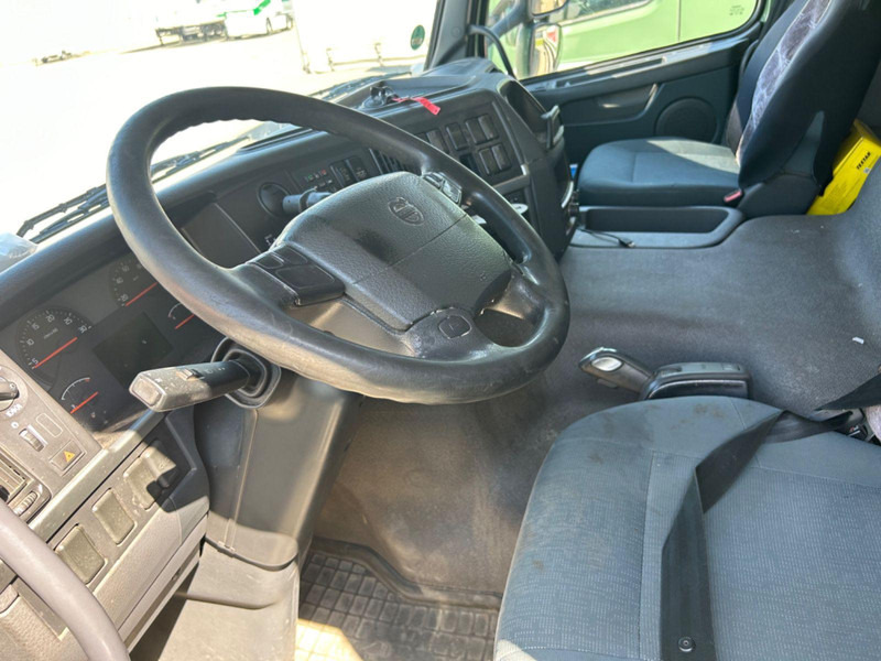 Volvo FM330 Kran Hiab 113K Pro Euro 5+EEV.2x Ger - Dropside/ Flatbed truck, Crane truck: picture 5 Volvo FM330 Kran Hiab 113K Pro Euro 5+EEV.2x Ger - Dropside/ Flatbed truck, Crane truck: picture 5