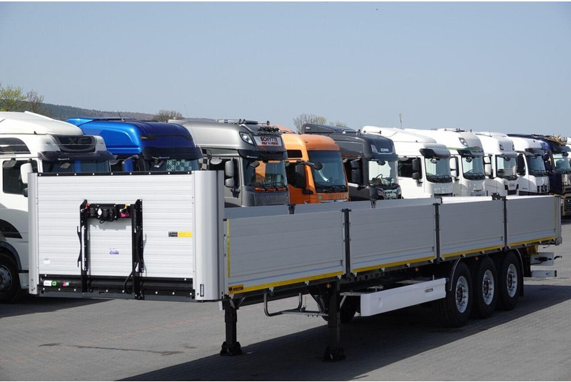Wielton - Dropside/ Flatbed semi-trailer: picture 2 Wielton - Dropside/ Flatbed semi-trailer: picture 2