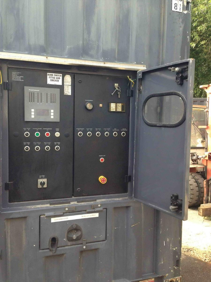Generator set Cummins Generator 1000 KW 1250 KVA powerd by QSK45-G4 Engine: picture 15