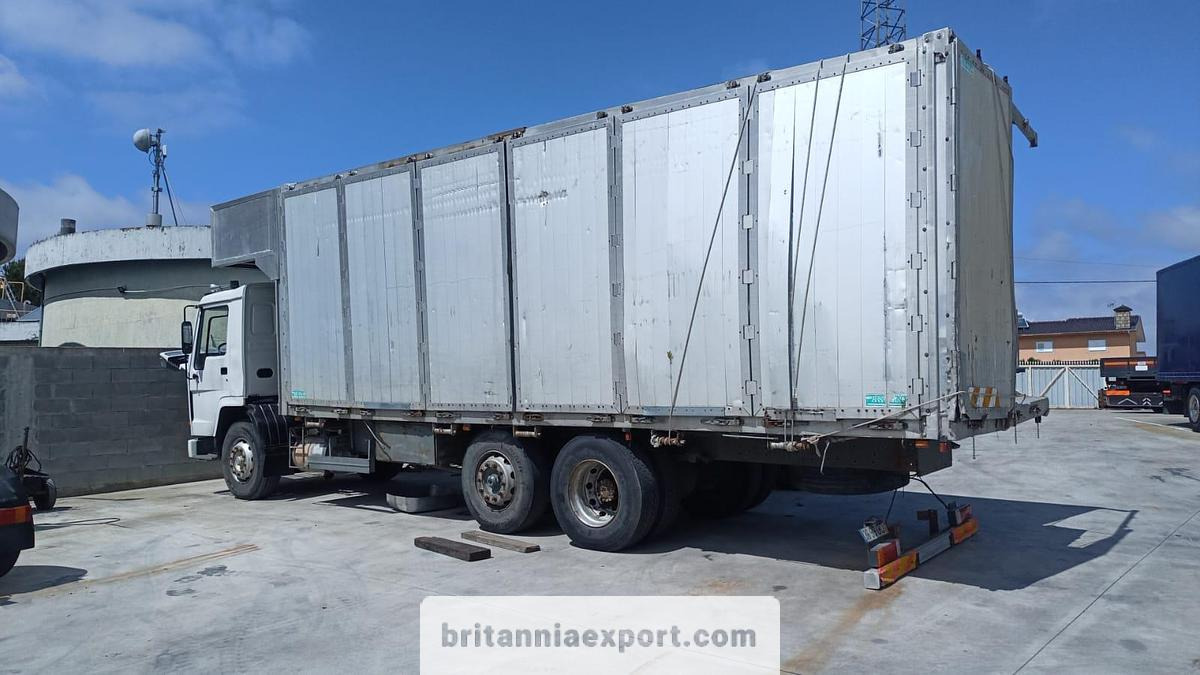 VOLVO FL10 320 | Intercooler | 6X2 | 26 ton - Tipper: picture 2 VOLVO FL10 320 | Intercooler | 6X2 | 26 ton - Tipper: picture 2