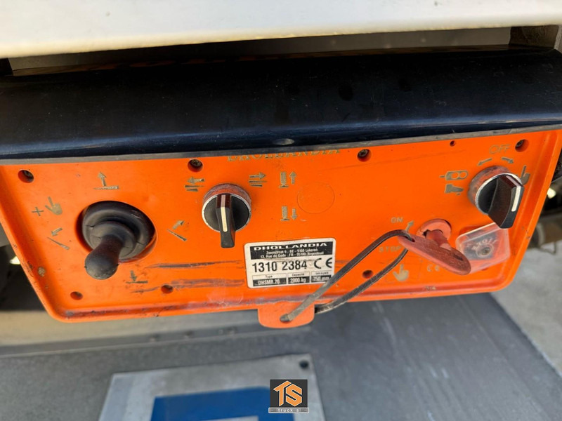 Refrigerator semi-trailer LAMBERET LVF S 3F KOELER/REEFER/KUHLKOFFER - CARRIER VECTOR 1550 - APK/TUV 01/2026 - TOP!: picture 15 Refrigerator semi-trailer LAMBERET LVF S 3F KOELER/REEFER/KUHLKOFFER - CARRIER VECTOR 1550 - APK/TUV 01/2026 - TOP!: picture 15