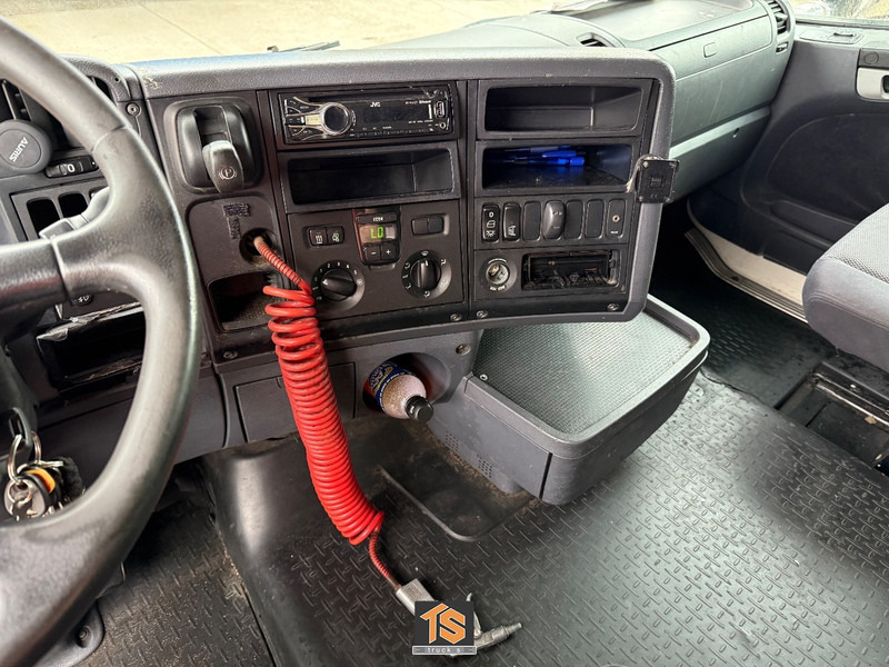 Tractor unit Scania R 380 A 4X2 MEGA/LOW - 3 pedal - NL TRUCK: picture 11