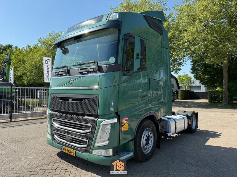 Volvo FH 460 - 2 TANKS - NL TOP TRUCK - TUV 9/25 - Tractor unit: picture 1 Volvo FH 460 - 2 TANKS - NL TOP TRUCK - TUV 9/25 - Tractor unit: picture 1