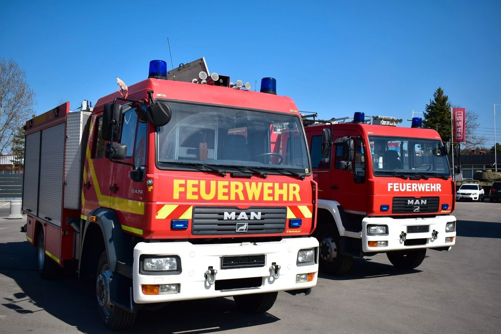 MAN 4x4 Firetruck Feuerwehr DOKA Expedition Camper - Fire truck: picture 5 MAN 4x4 Firetruck Feuerwehr DOKA Expedition Camper - Fire truck: picture 5