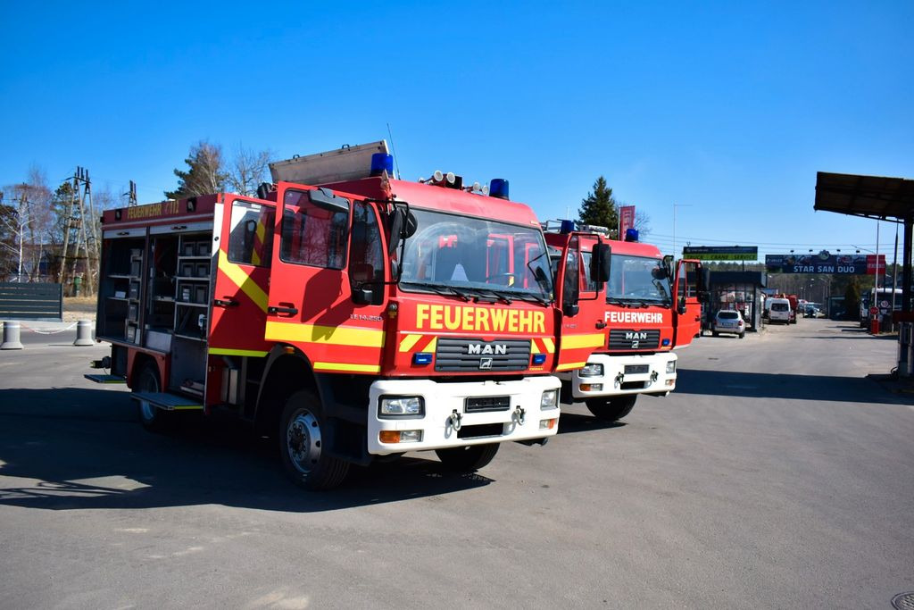 MAN 4x4 Firetruck Feuerwehr DOKA Expedition Camper - Fire truck: picture 2 MAN 4x4 Firetruck Feuerwehr DOKA Expedition Camper - Fire truck: picture 2