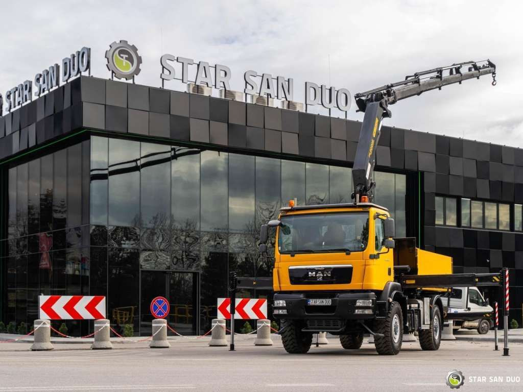MAN TGM 18.340 4x4 PALFINGER PK 20002 CRANE BASKET MAN TGM 18.340 4x4 PALFINGER PK 20002 CRANE BASKET - Crane truck, Dropside/ Flatbed truck: picture 5 MAN TGM 18.340 4x4 PALFINGER PK 20002 CRANE BASKET MAN TGM 18.340 4x4 PALFINGER PK 20002 CRANE BASKET - Crane truck, Dropside/ Flatbed truck: picture 5