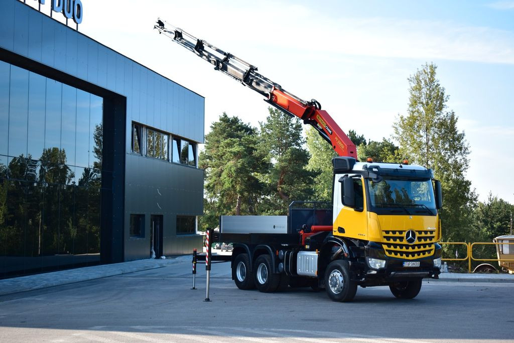 Mercedes-Benz AROCS 3345 6x6 PALFINGER PK 33002 EURO 6 KRAN - Crane truck, Dropside/ Flatbed truck: picture 1 Mercedes-Benz AROCS 3345 6x6 PALFINGER PK 33002 EURO 6 KRAN - Crane truck, Dropside/ Flatbed truck: picture 1