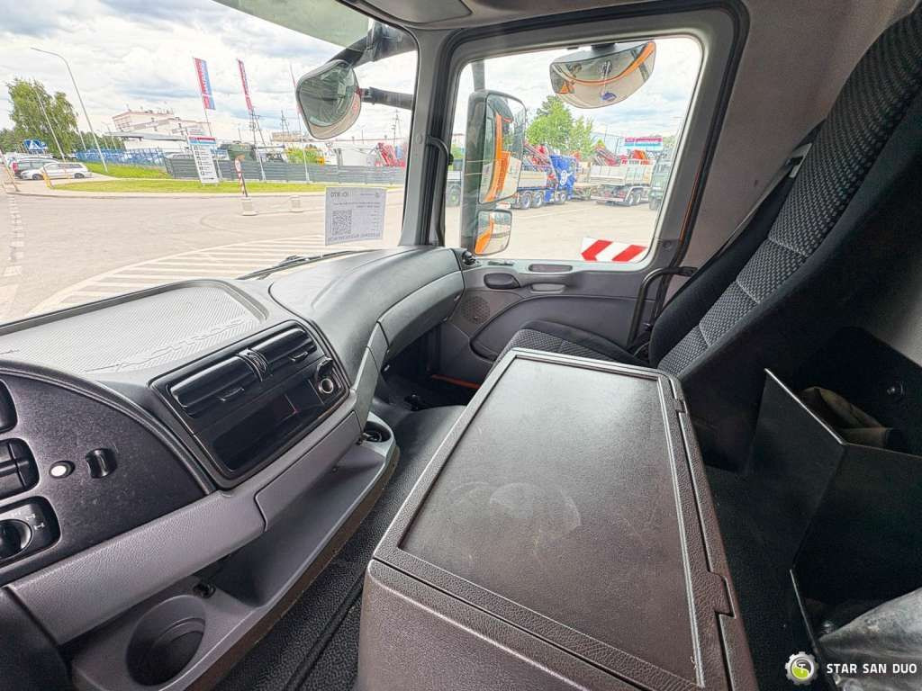 Mercedes-Benz  Actros 1841 AK 4x4 Hiab 288E-7 Crane Kipper leasing Mercedes-Benz  Actros 1841 AK 4x4 Hiab 288E-7 Crane Kipper: picture 19