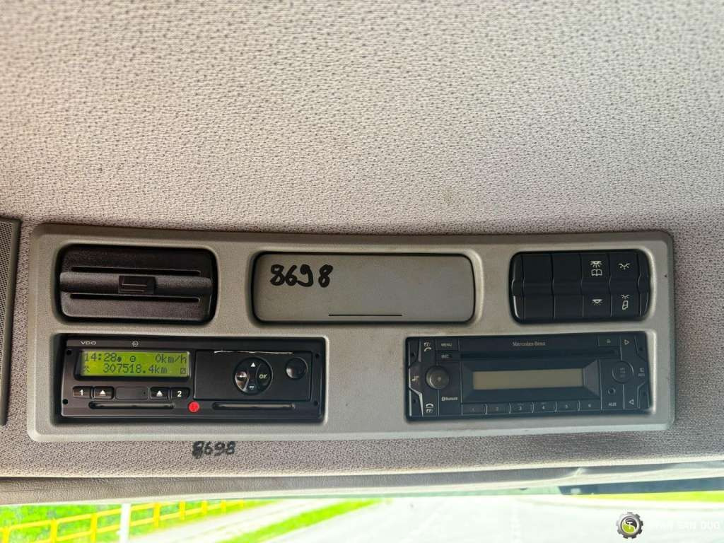 Mercedes-Benz  Actros 1841 AK 4x4 Hiab 288E-7 Crane Kipper leasing Mercedes-Benz  Actros 1841 AK 4x4 Hiab 288E-7 Crane Kipper: picture 16